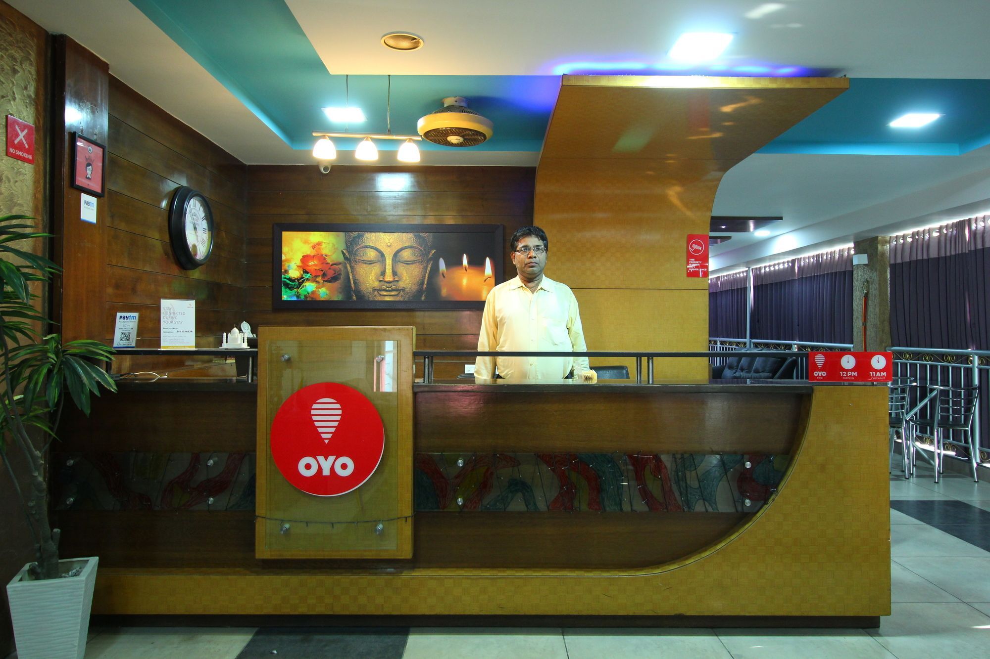 Oyo 4161 Hotel Shailly Inn أحمد أباد المظهر الخارجي الصورة